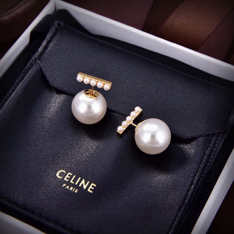 Ce**e earrings